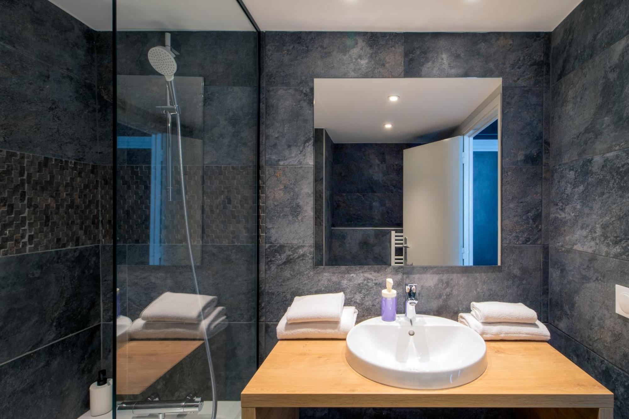 Le Parc 42 Saint-Etienne Apartment ภายนอก รูปภาพ